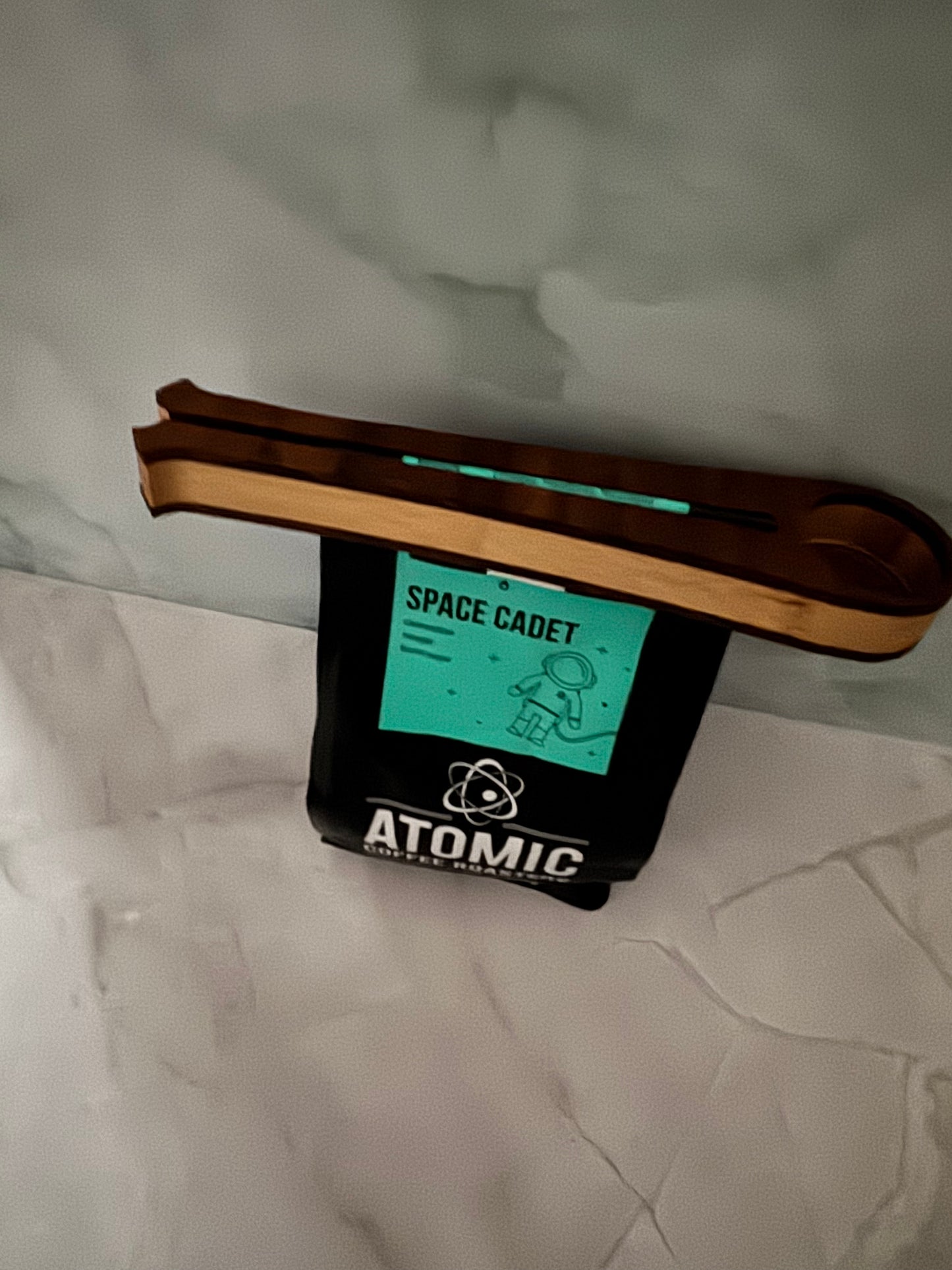 Coffee scoop / clip